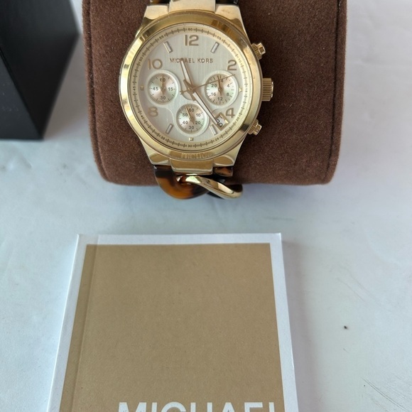 Michael Kors Runway Twist Gold Tone+Acrylic Tortoise Chain Watch MK4222 - Picture 4 of 6